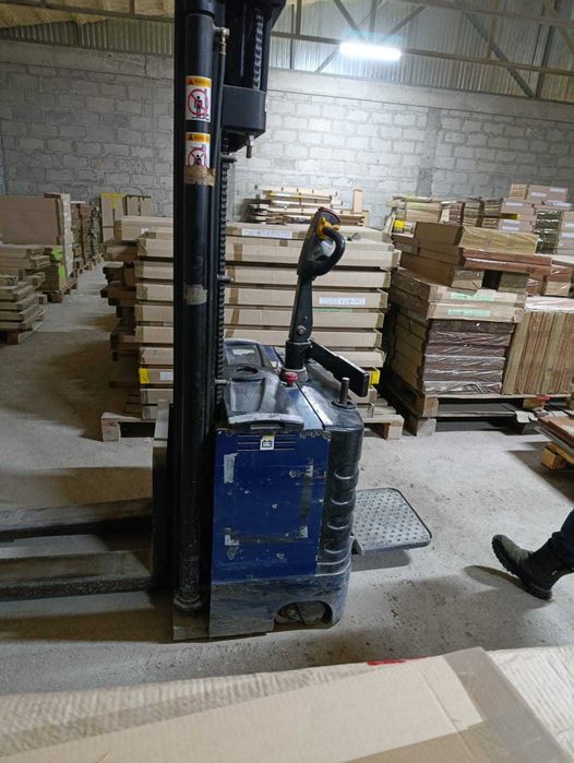 Электрические Самоходные Штабелеры