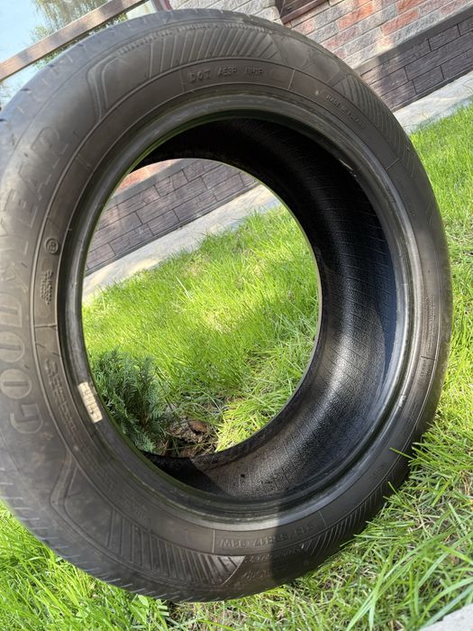 Летние шины 215/55/17