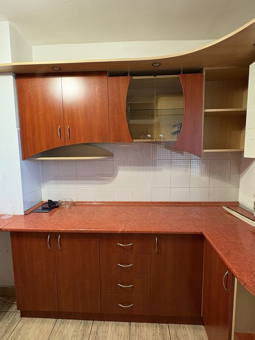 Vand tot ce se vede in poza ( astept oferte )