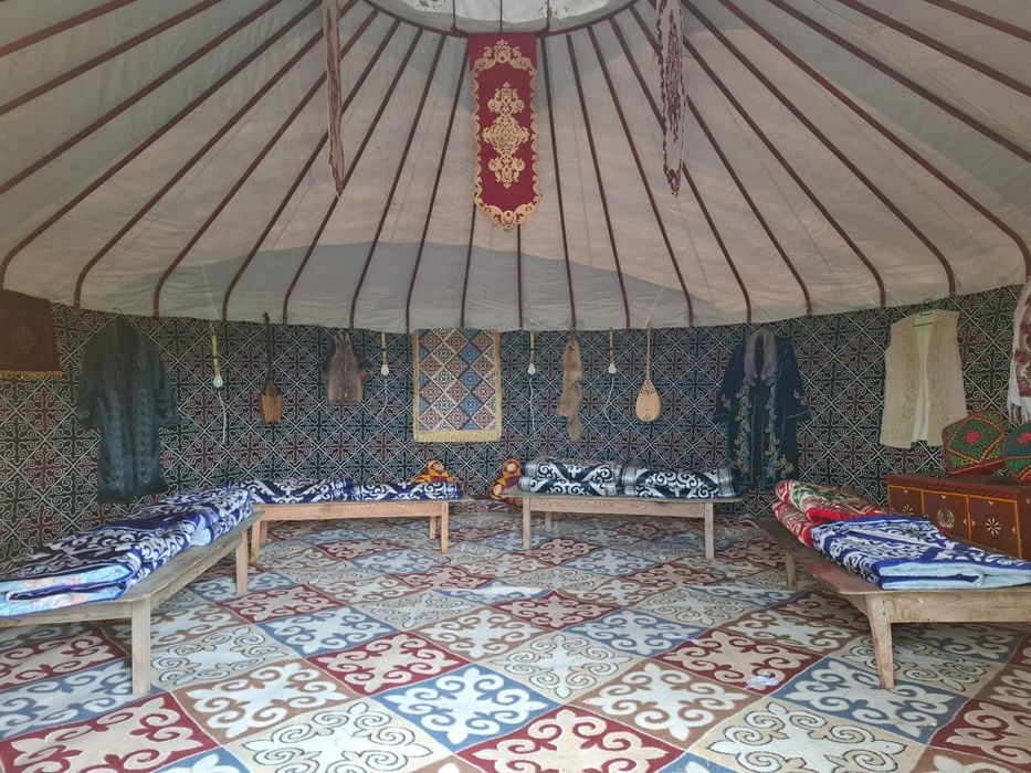 Поль Юрта и Алтыбакан