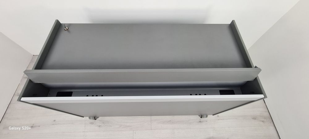 Немски шкаф за конферетни зали поставяне на телевизори обзавеждане