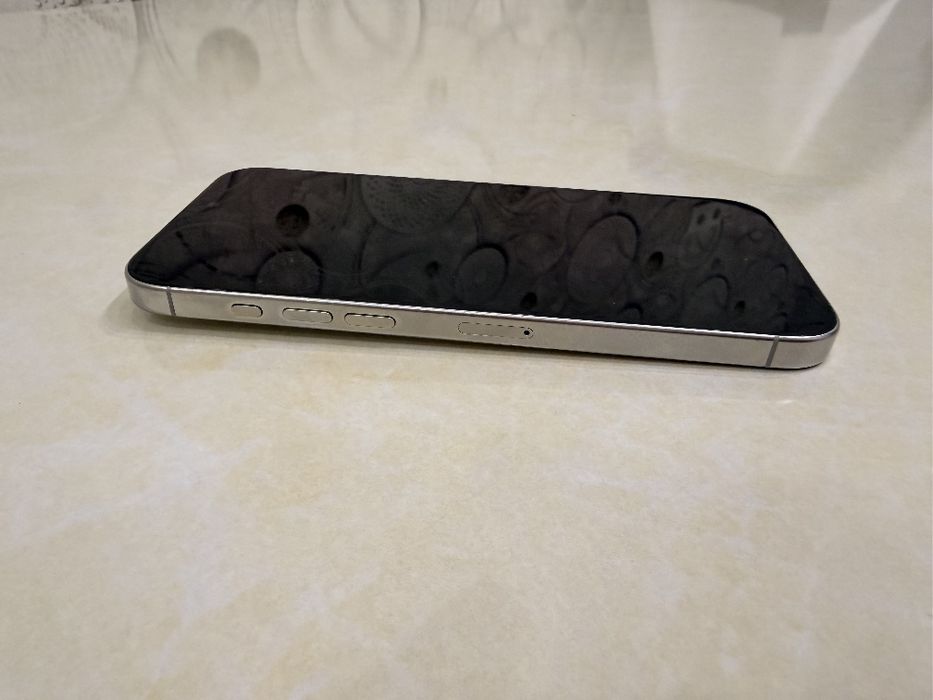 Продам Айфон 16 ProMax