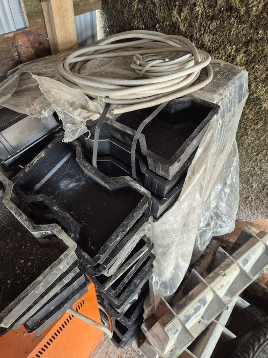 Matrite pavaj.                 .