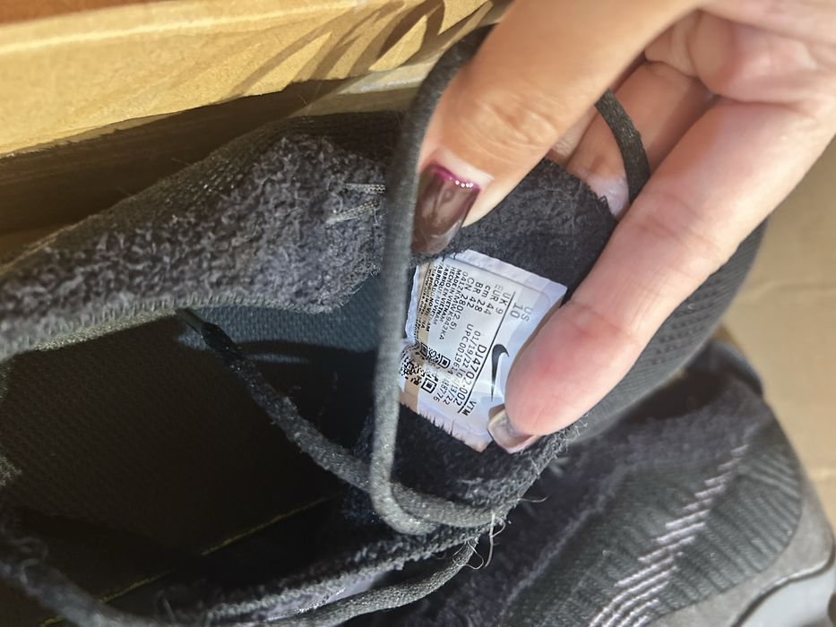 Продам кроссовки мужские