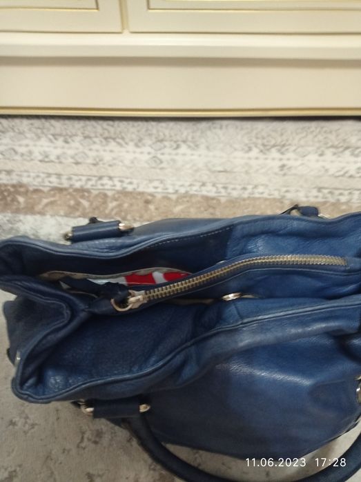 Продам брендовые сумки