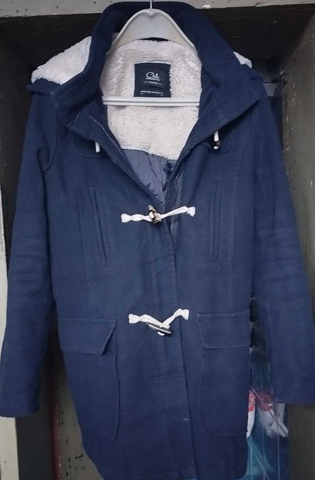 Четири мъжки парки, в много добро състояние.