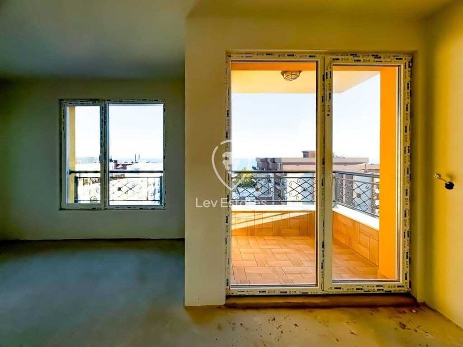 Продава се Двустаен апартамент в Бургас, Сарафово - 66 кв.м за 1591 €/кв.м - Снимка #3