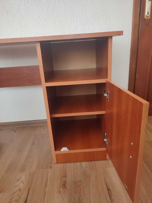 Бюро в отлично състояние