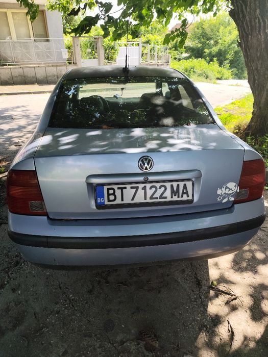 Продавам автомобил WV PASSAT