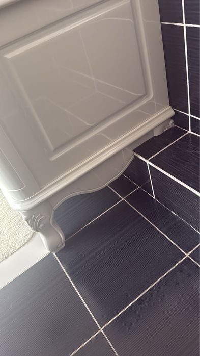 Тумба для ванны в отличном состоянии