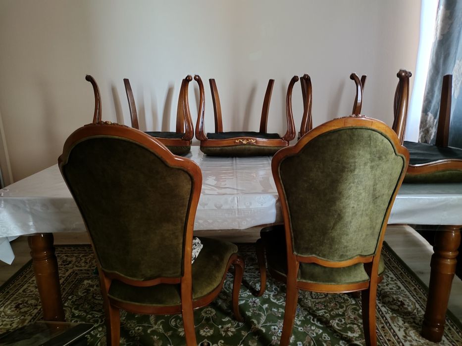 Столи стулья  идеальном состояние