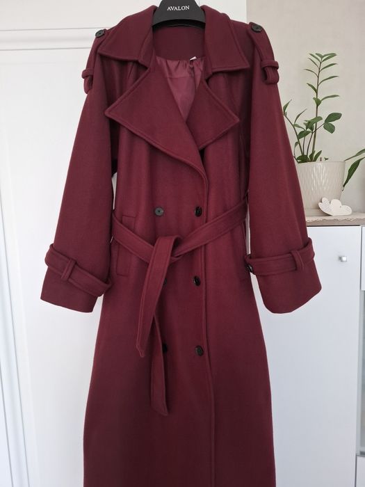 Продам женское пальто