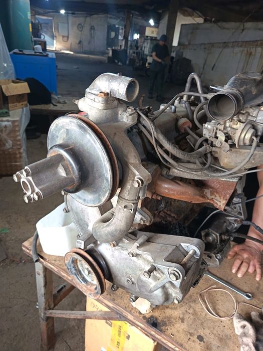 Двигатель от вилочного погрузчика (Кара)