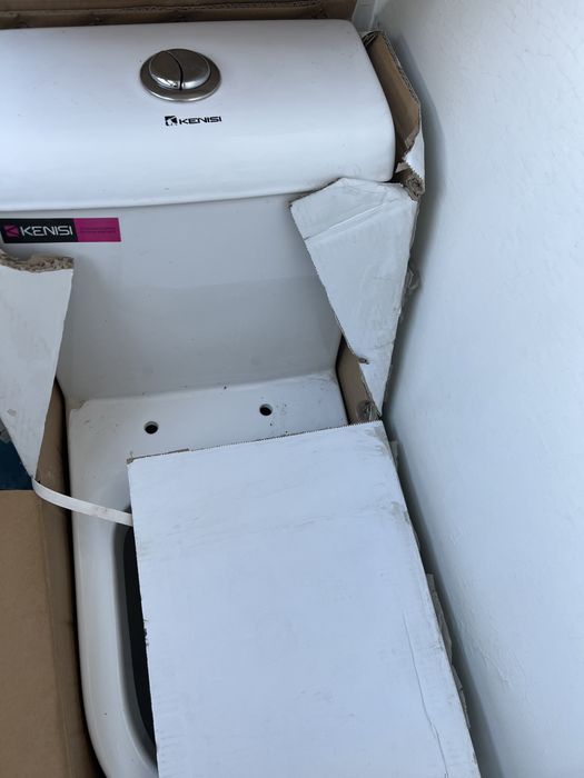 Унитаз новый