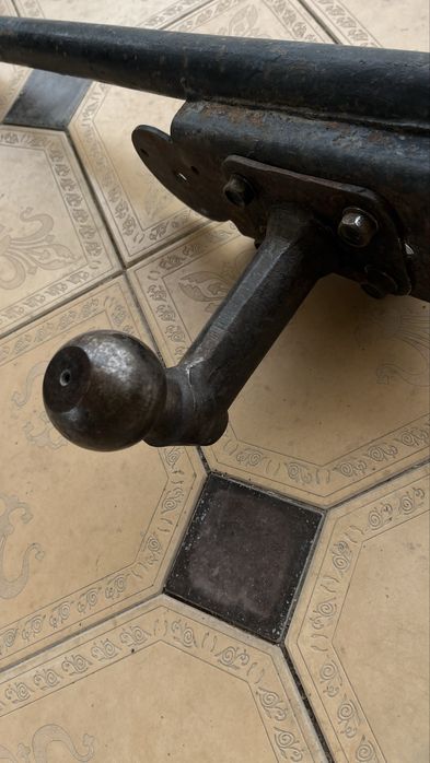 Фаркоп на ваз 2106.