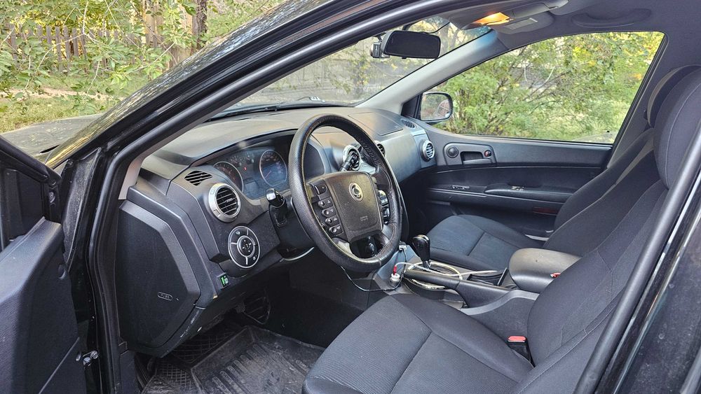 Продам SsangYong Nomad, 2014 г.