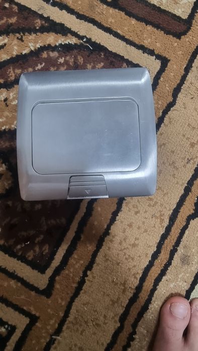 Разетка скрытный встраиваемый