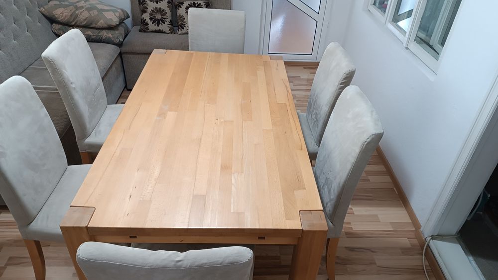 Masă lemn masiv cu șase scaune