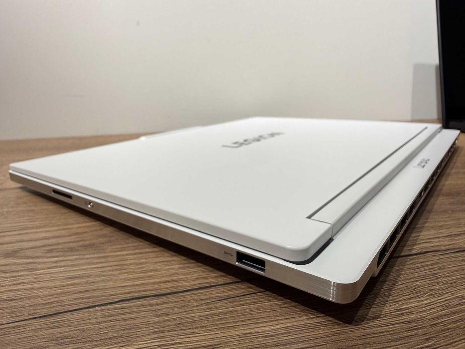 Laptop Gaming Lenovo Legion 7 16" OLED Ultra 9 32GB RTX 5070 2TB ALB