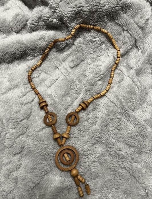 Деревянные бусы  можжевельник