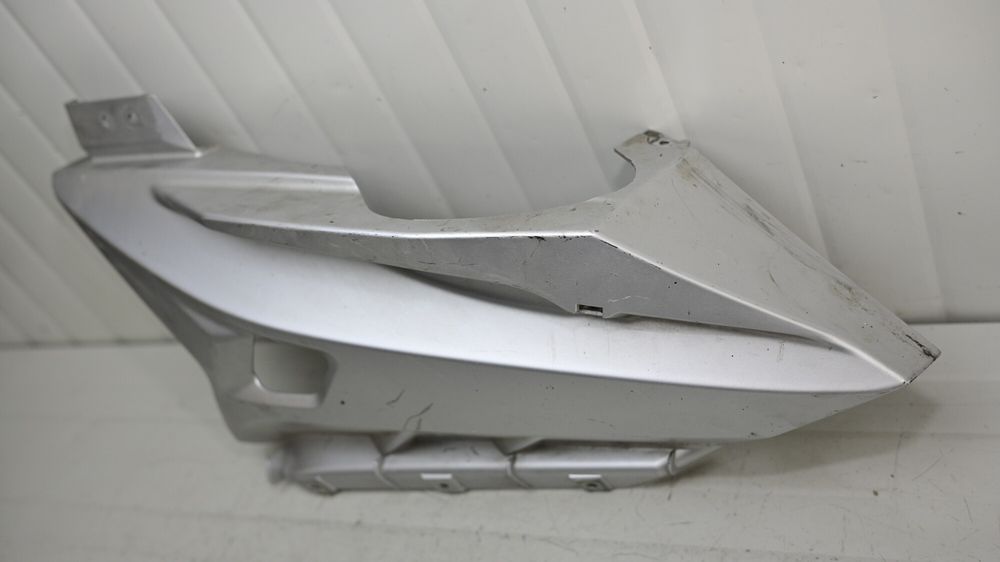 Carena Inferioara Dreapta Yamaha YZF-R125 2008 - 2012