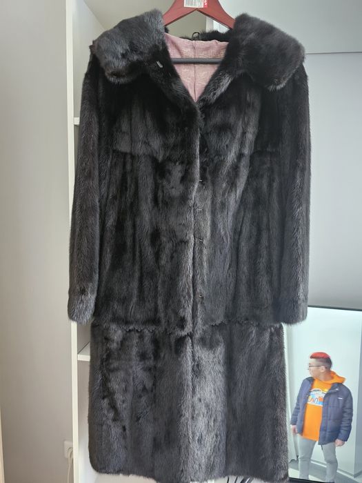 Шубы норковые, б/у