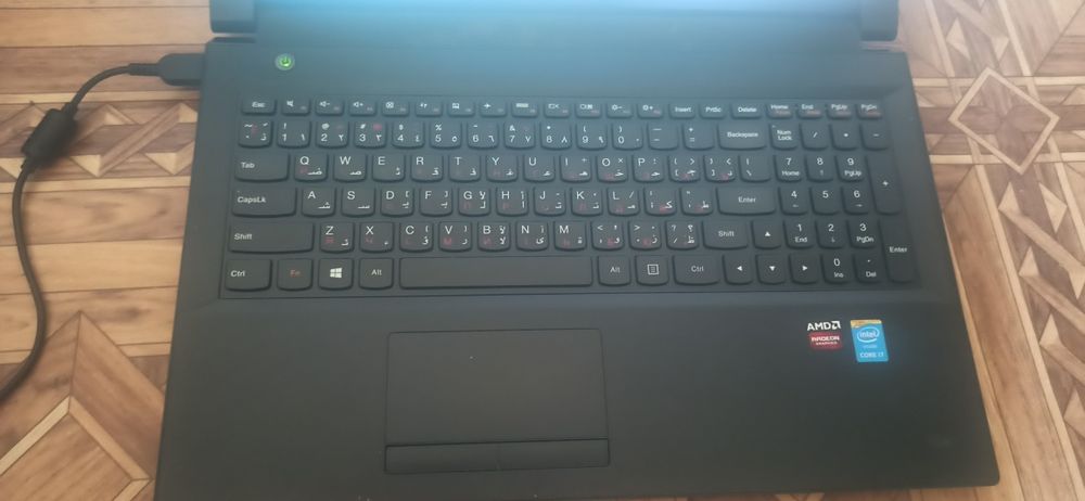 Lenavo CORE i7 noutbook