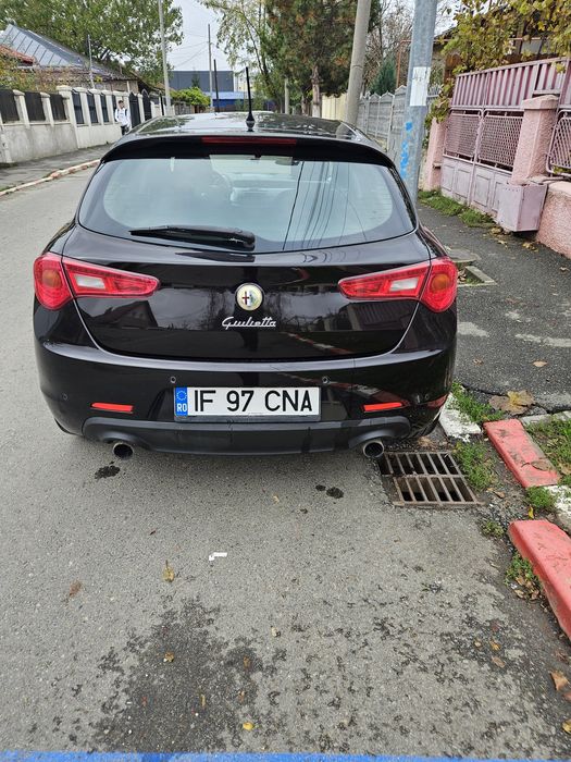 ALFA ROMEO 2012 _ 120 000 KM