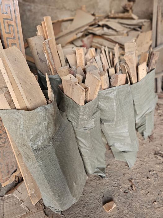 Дрова  в  мешках