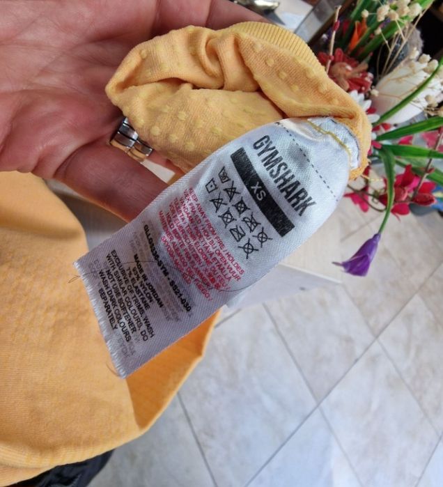 Gymshark жълто клинче xs