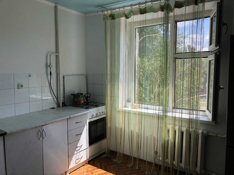 Продаётся 2-ком. квартира в 4 микрорайоне