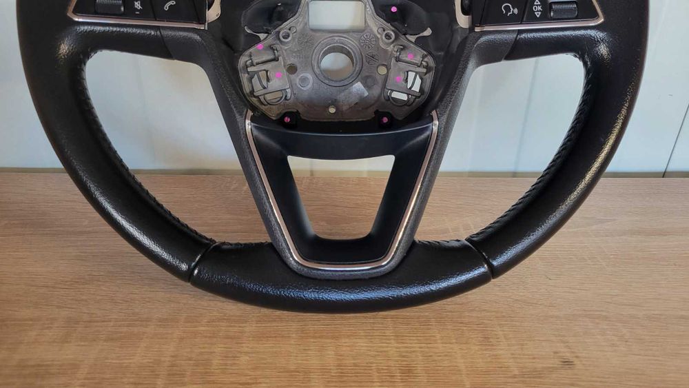 5F0419091L Продавам много запазен волан за Seat Ibiza Leon 2012 - 2017