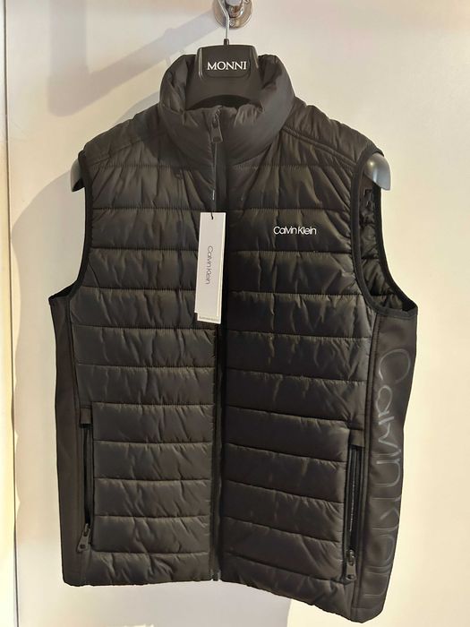 Нова безръкавна грейка Calvin Klein S