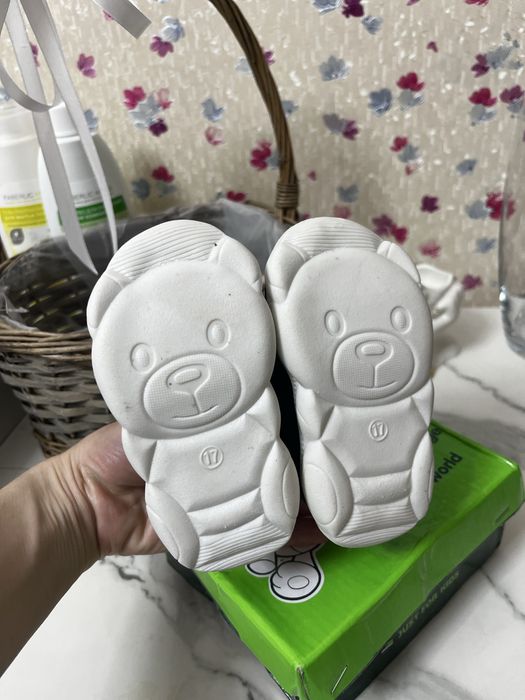 Обувь детская новая