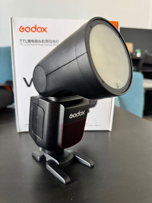 Blitz Godox V1s pentru Sony