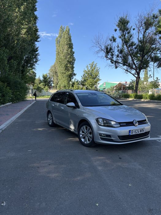 VOLKSWAGEN Golf 2016