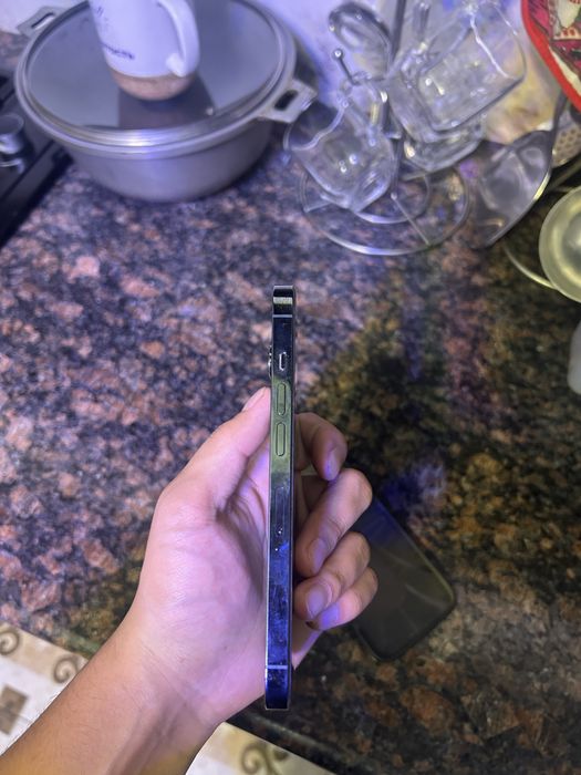 айфон 13 про без ремонт