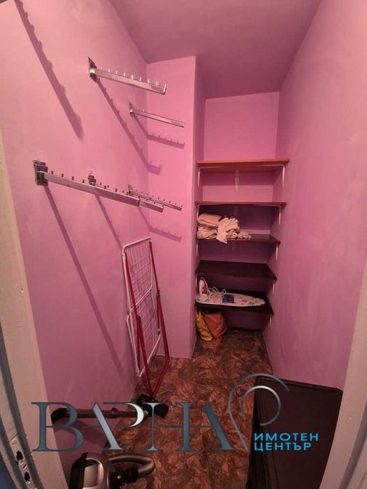 НОВО ПРЕДЛОЖЕНИЕ! Двустаен (три стаи) апартамент - кв. Възраждане!