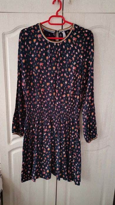 Rochie de seară bleumarin închis cu model