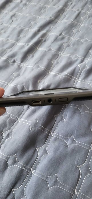 Kindle D01200 de piese ia curent dar nu face nimic