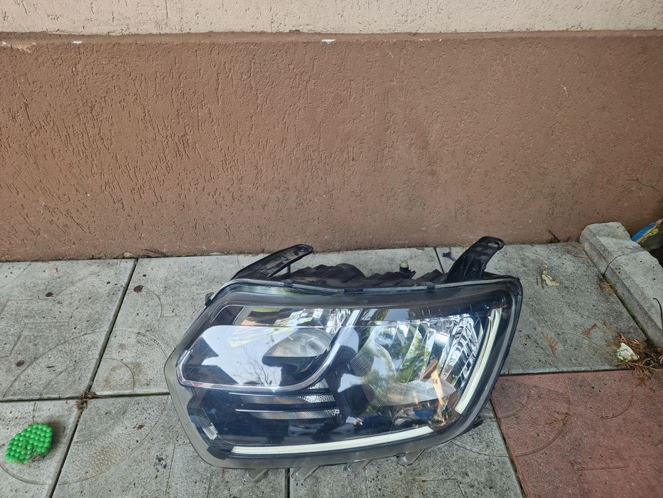 Far stânga duster hdj 2018 2020