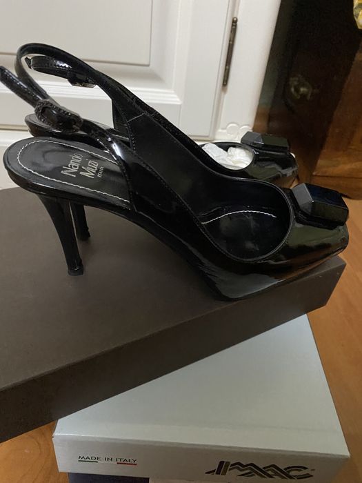 Женская обувь