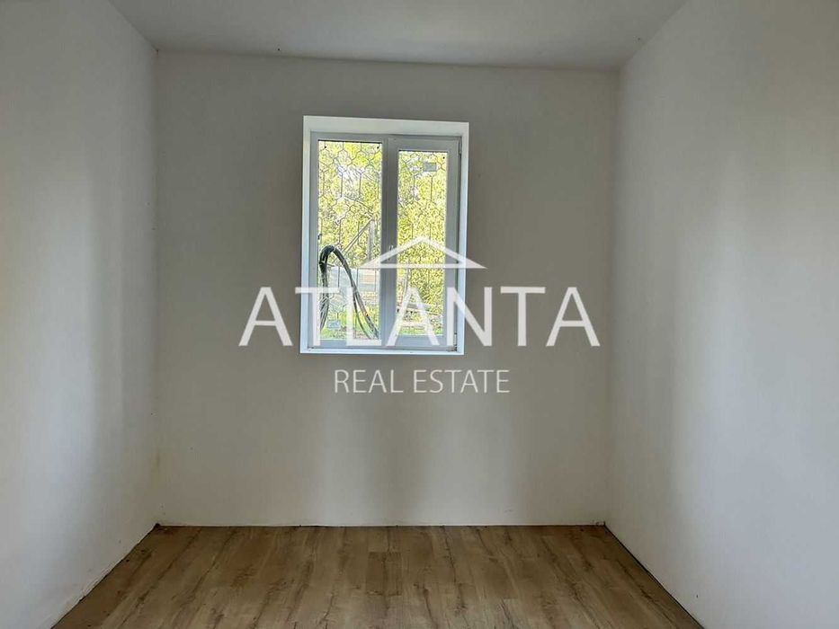 Продава се Офис в Варна, Галата - 230 кв.м за 761 €/кв.м - Снимка #2