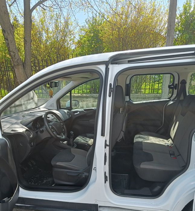 Ford  Courier 2015. 1.5 tdci