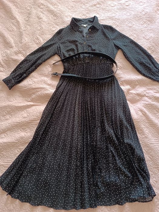 Продам женские платья 48р