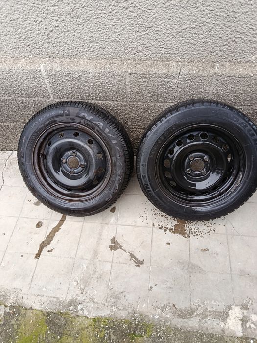De vânzare  jante Logan 15'Cu tot cu anvelope!