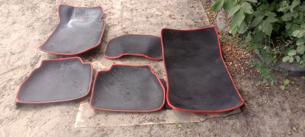 Коврики  Мерседес 210