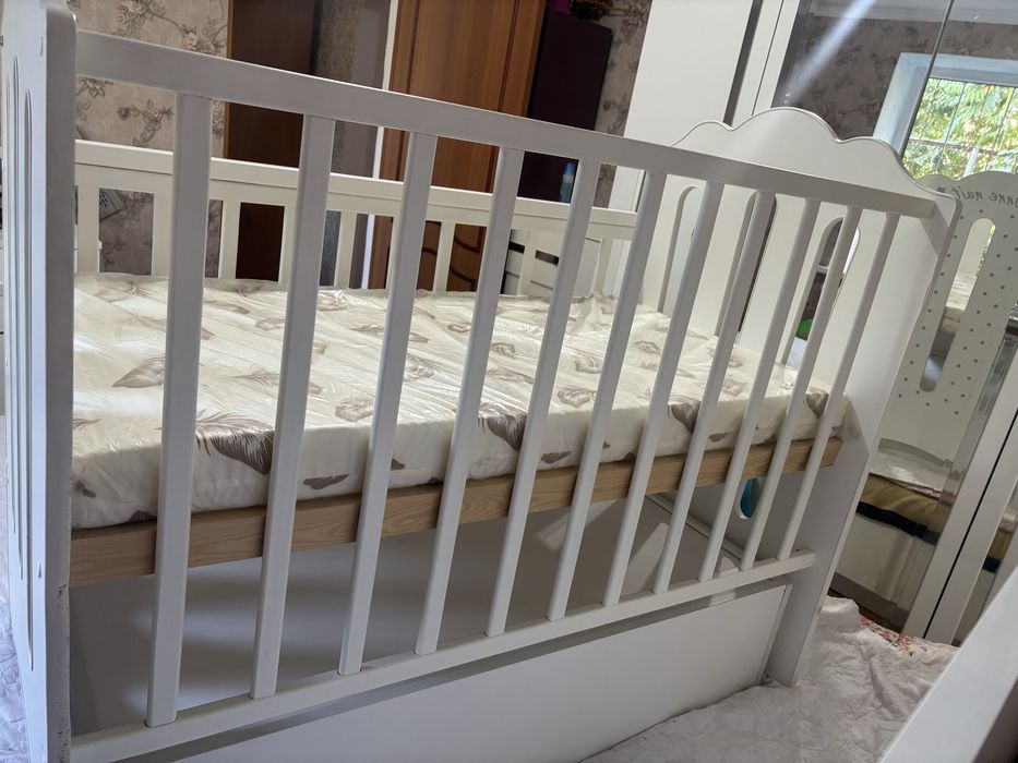 Детский манеж продам