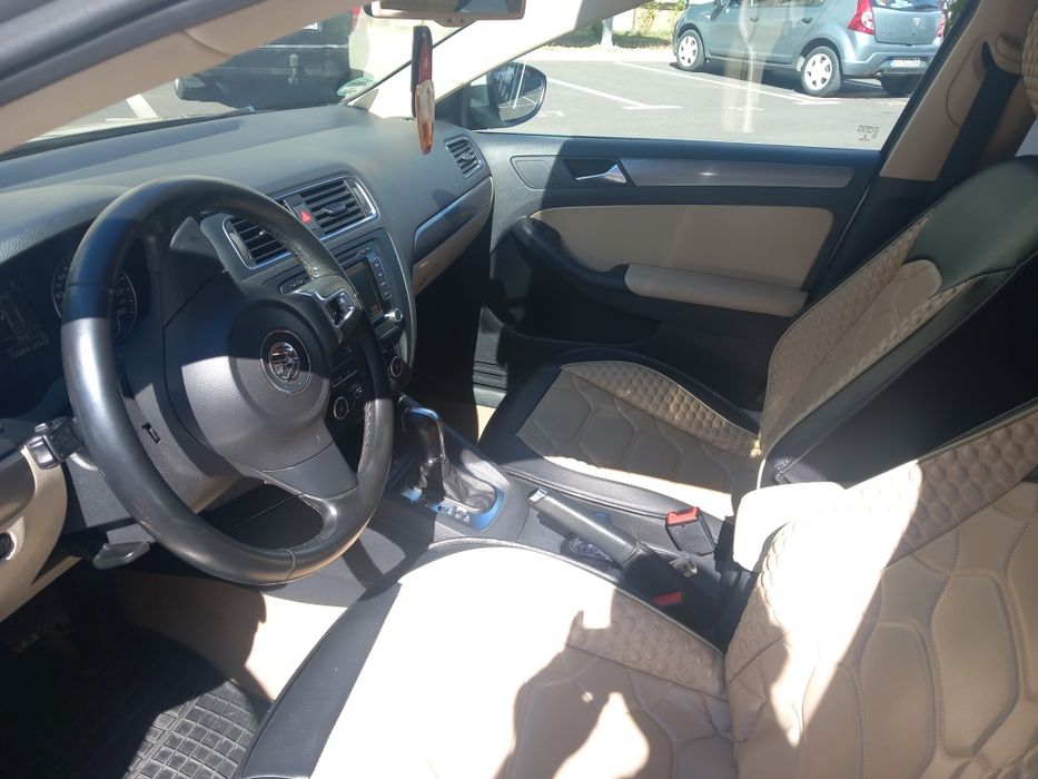 VOLKSWAGEN Jetta 2012 — imagine 2