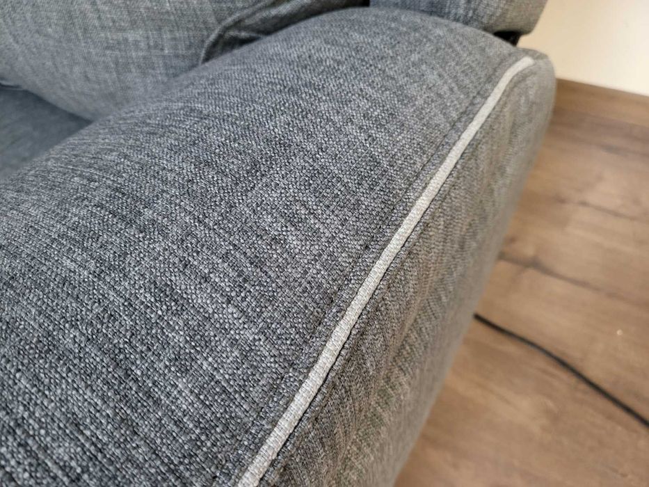 Сив фотьойл от плат с електрически релаксиращ механизъм